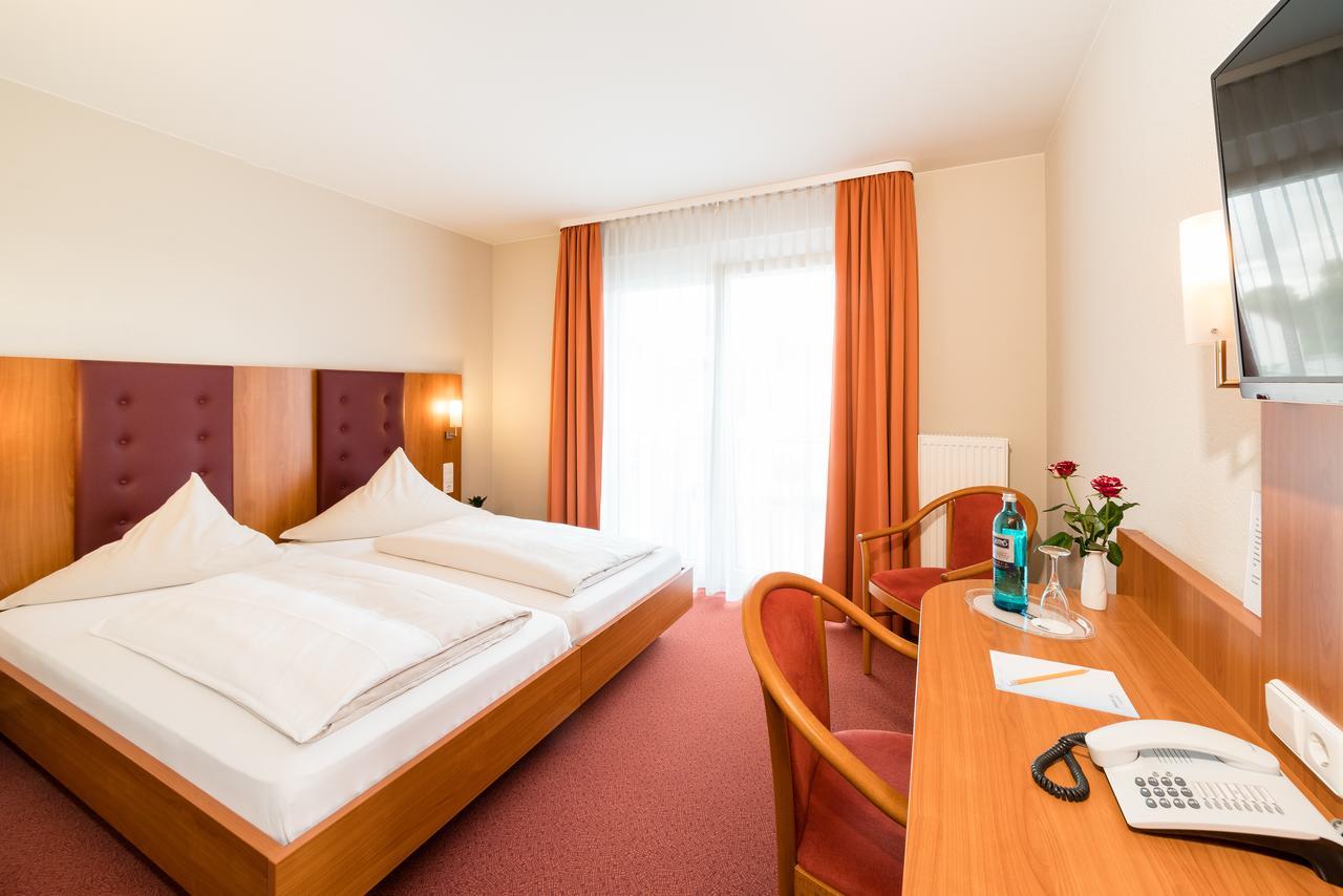 Hotel Restaurant Vater Rhein 뵈르트 암 라인 외부 사진