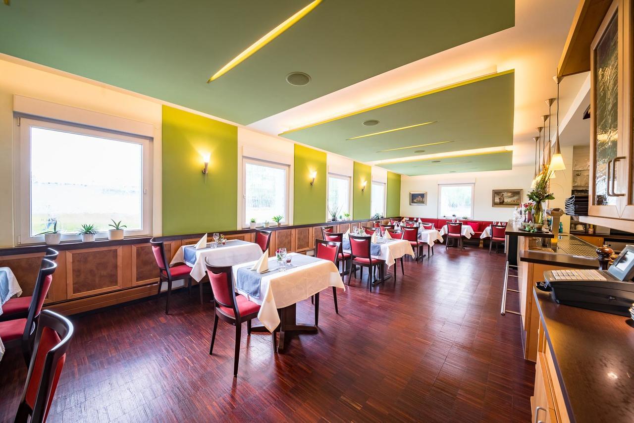 Hotel Restaurant Vater Rhein 뵈르트 암 라인 외부 사진